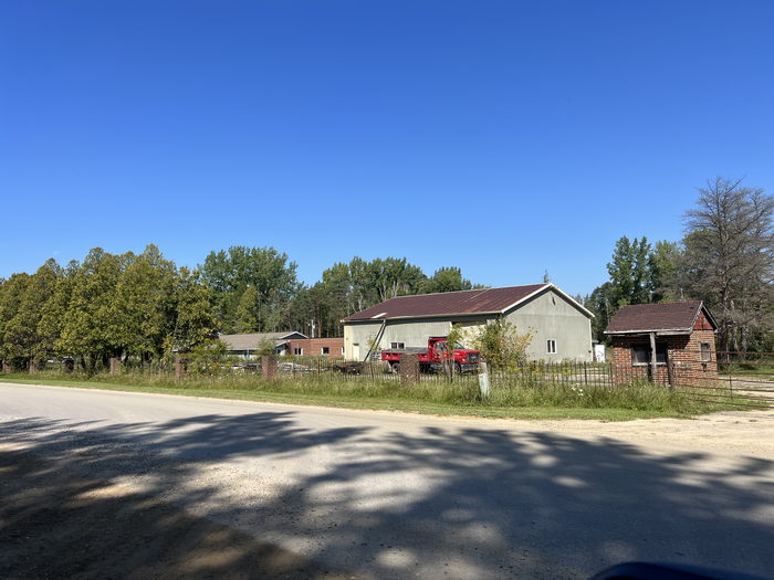 Shay Lake Motel (Cybs Hideaway Lounge) - Sept 4 2023 Photo (newer photo)